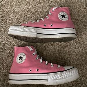 Pink platform converse